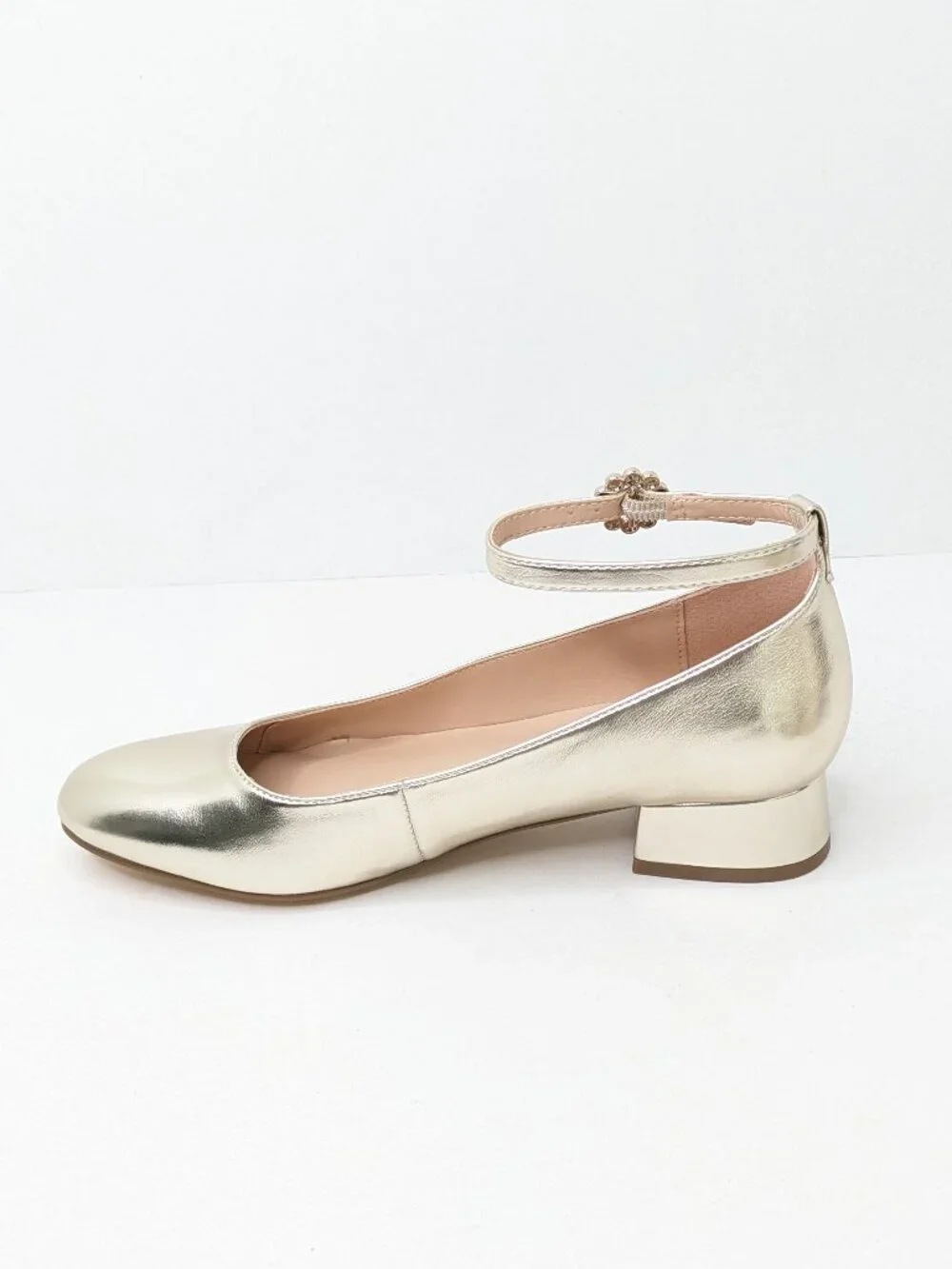 Bandolino Lexy Heeled Ankle Strap Pumps Light Natural Women's 6